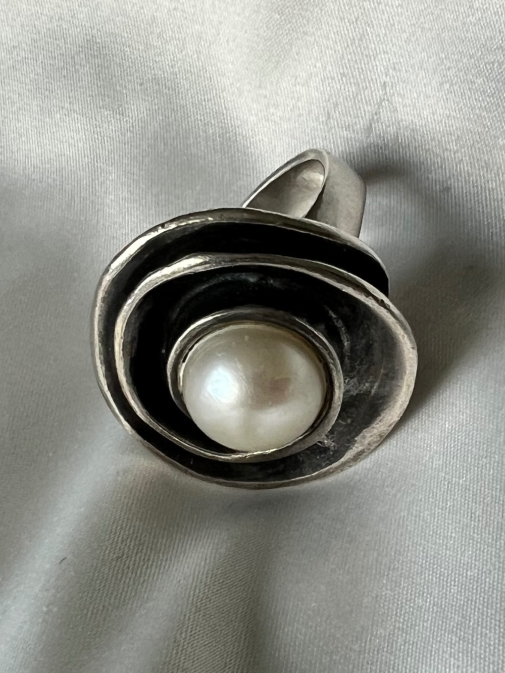 Silpada Sterling and Pearl Flower Ring